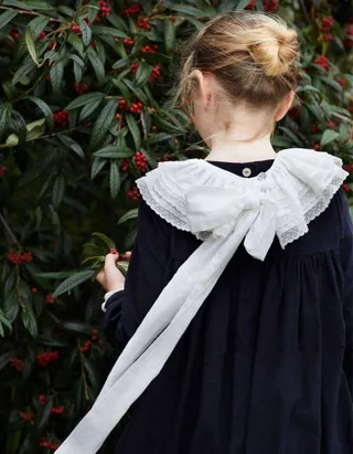 ALLOVIN Vintage Lace Collar Velvet Dress